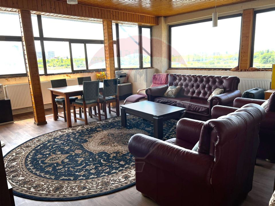 Apartament cu 6 camere de vânzare în zona Fundeni