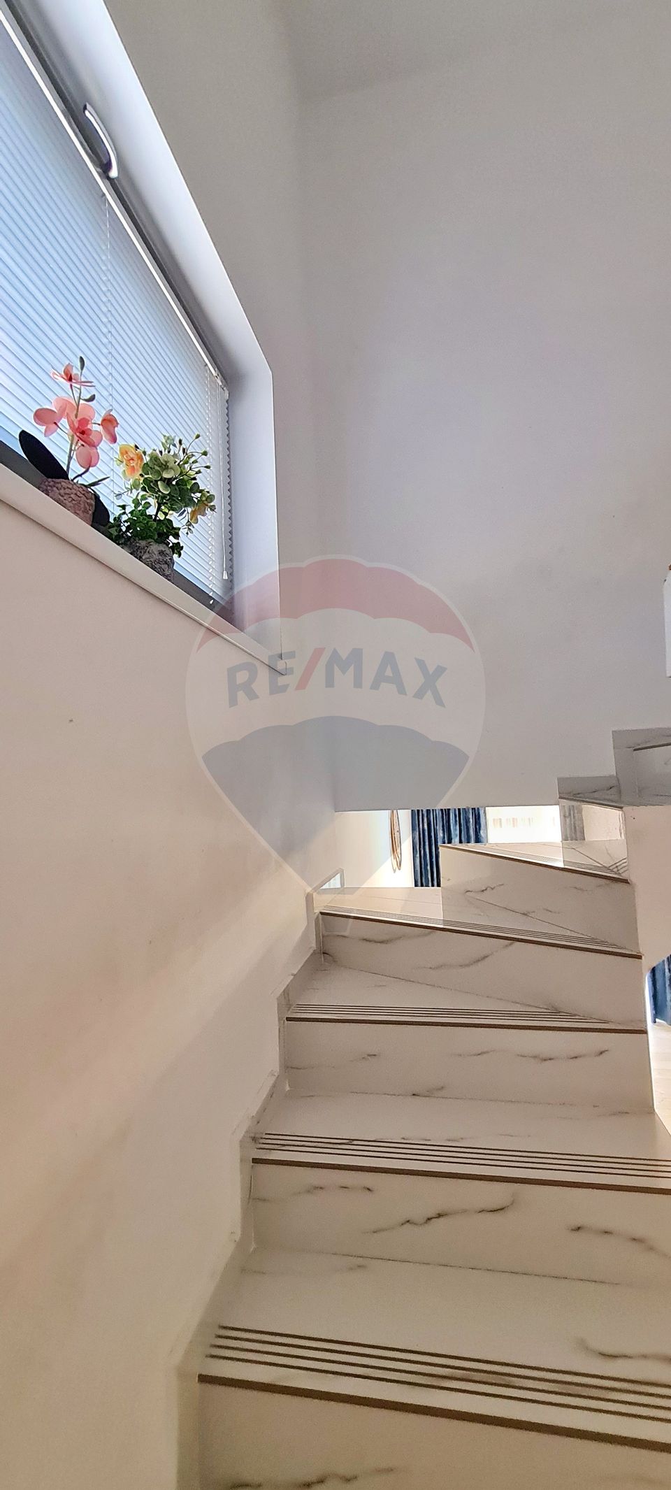 Casă modernă cu 4 dormitoare în Chiajna Militari Residence