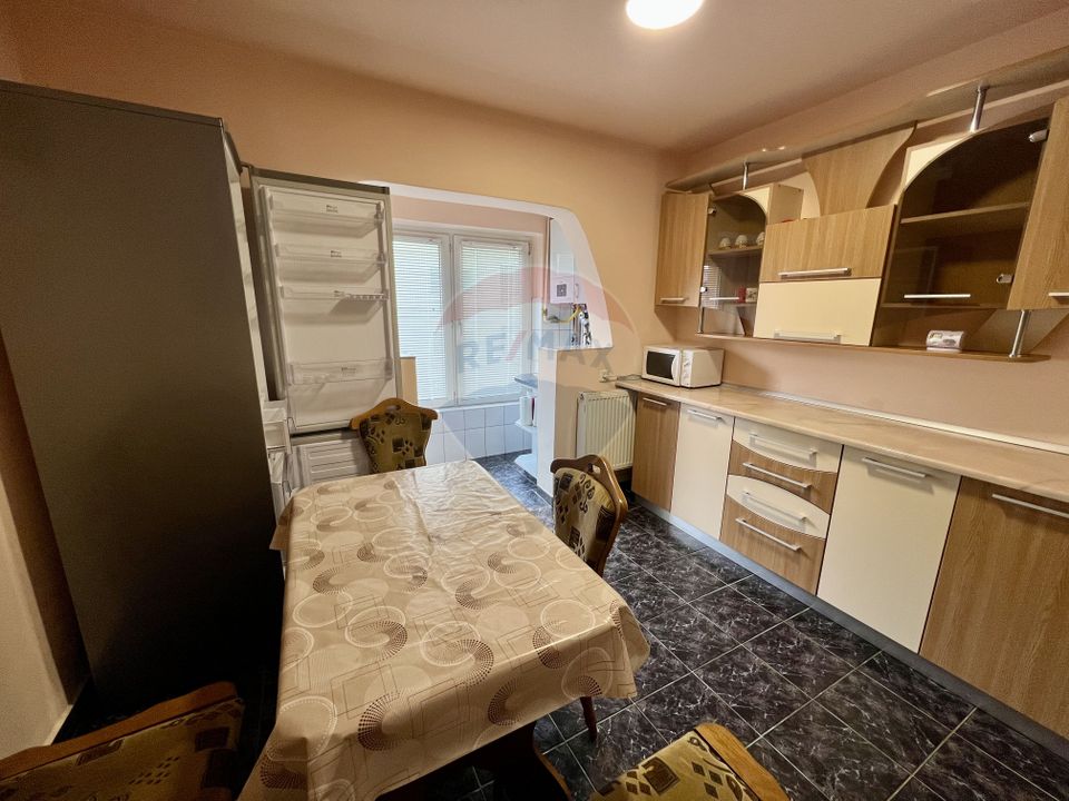 Apartament cu 2 camere de închiriat în zona Hipodrom 3