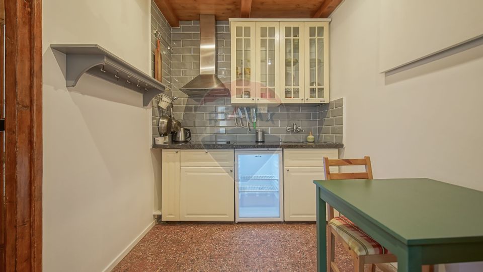 Garsoniera de inchiriat, Centrul Istoric