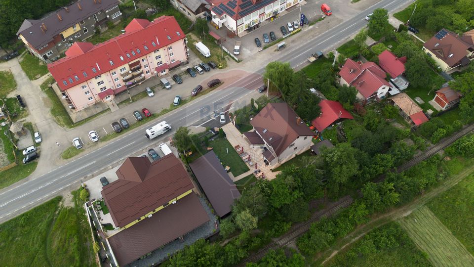 Casa spatioasa de vanzare