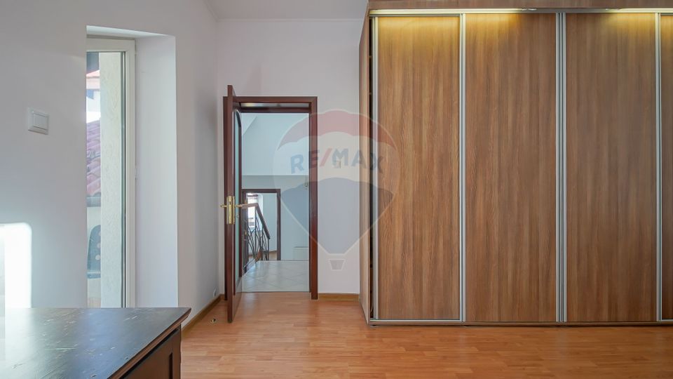 ELEGANȚĂ URBANĂ ÎN INIMA BRAȘOVULUI | PETOFI SANDOR 4B CENTRUL ISTORIC