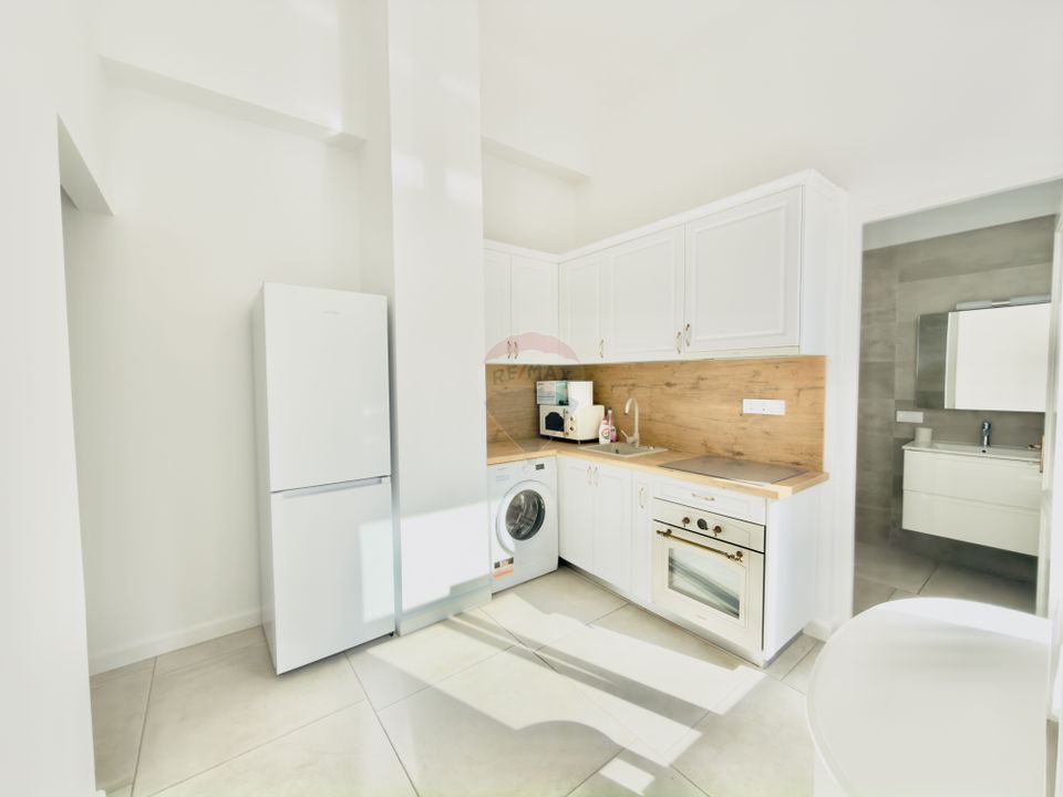 Apartament cu 2 camere de închiriat în zona Ultracentral