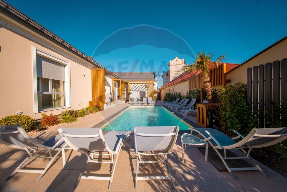 14 room Hotel / Pension for sale, Ultracentral area