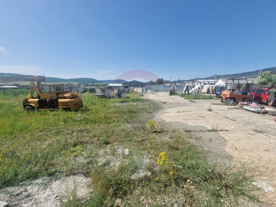 Hala de depozitare si productie  în Almas, Județul Neamț