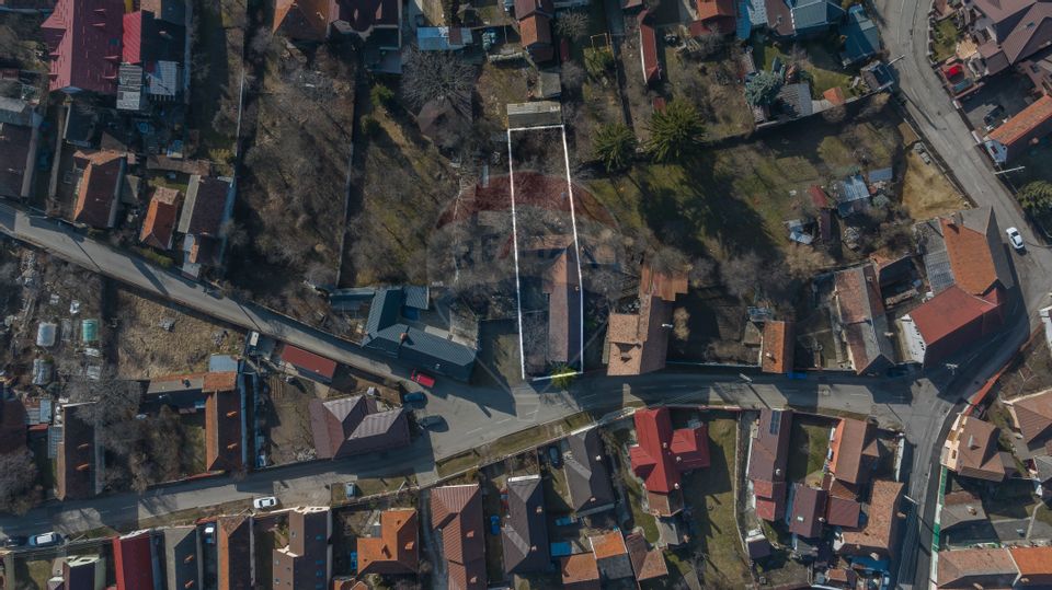 Casă cu 5 camere de vânzare Sacele cartier Satulung