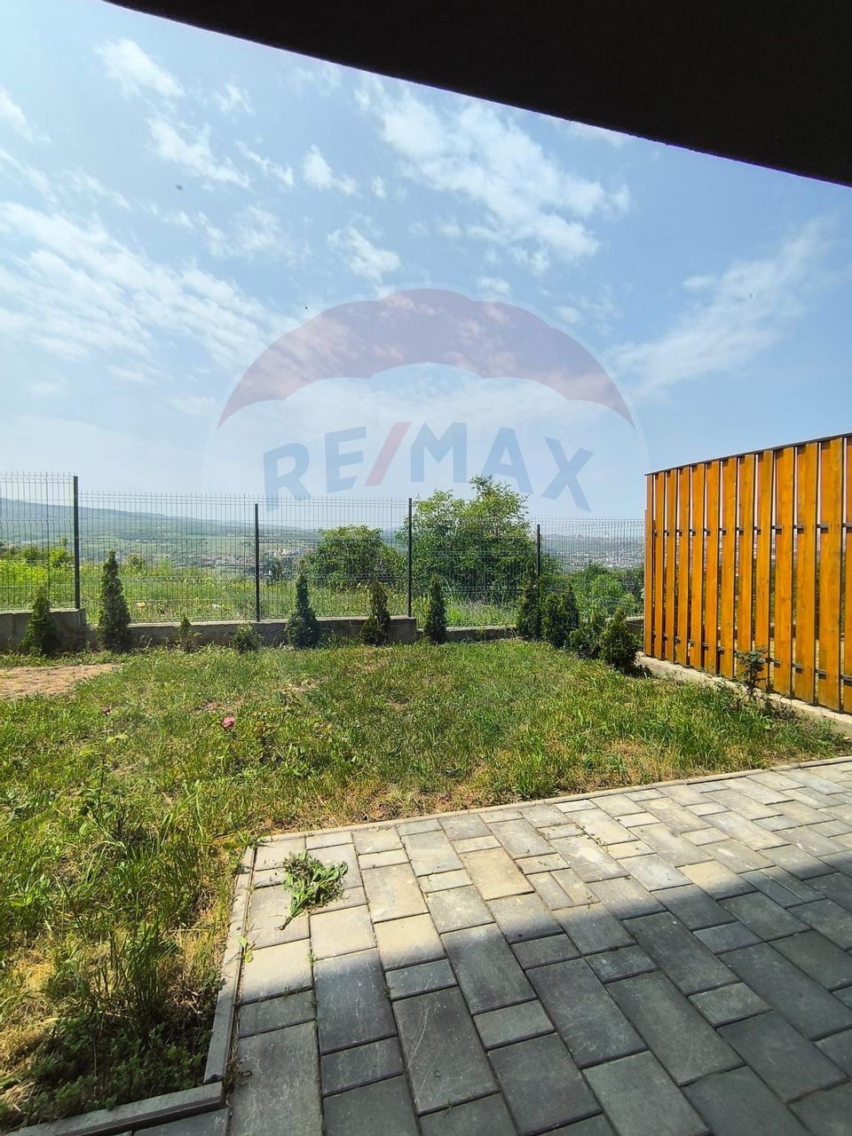 Casă 4 camere de inchiriat in Borhanci