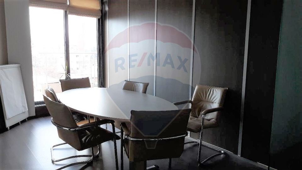 Office space of 166.5 sqm in pta rosetti area