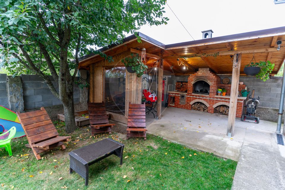 Casă / Vilă deosebita de vânzare, Hateg jud. Hunedoara