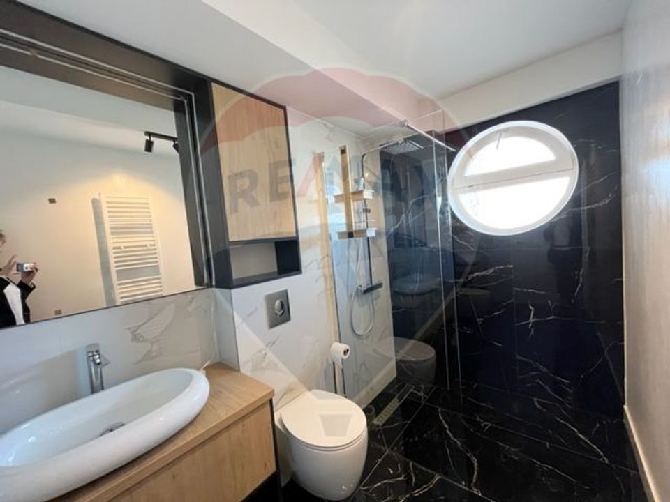 Apartament 3 camere de inchiriat vila  zona Milea