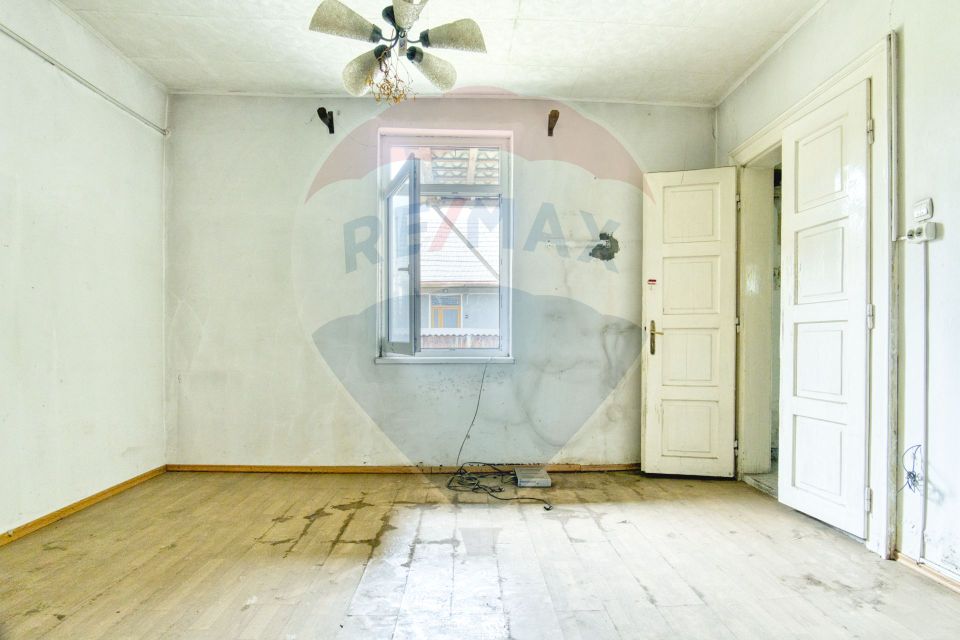 7 room House / Villa for sale, Aurel Vlaicu area