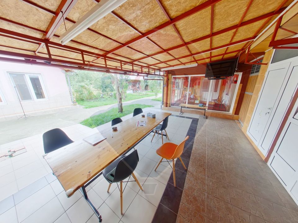 16 room House / Villa for sale, Est area