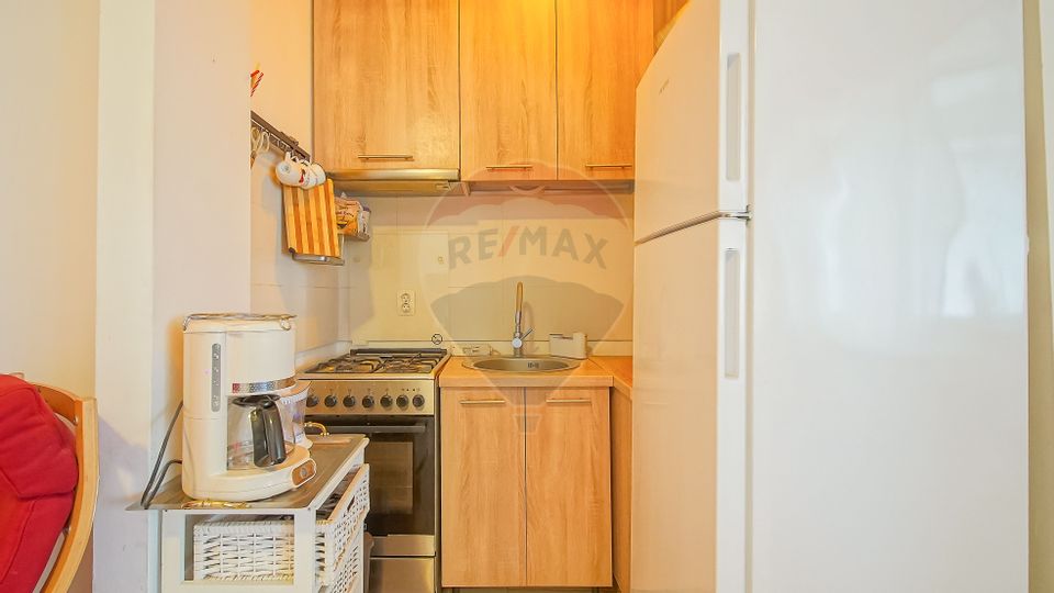 Garsonieră de vânzare Tractorul, bloc nou