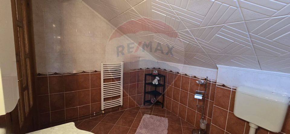 8 room House / Villa for sale, Central area