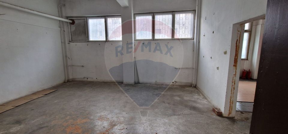 Spațiu comercial zona Narcisa 100mp, STRADAL, VITRANA 7ML