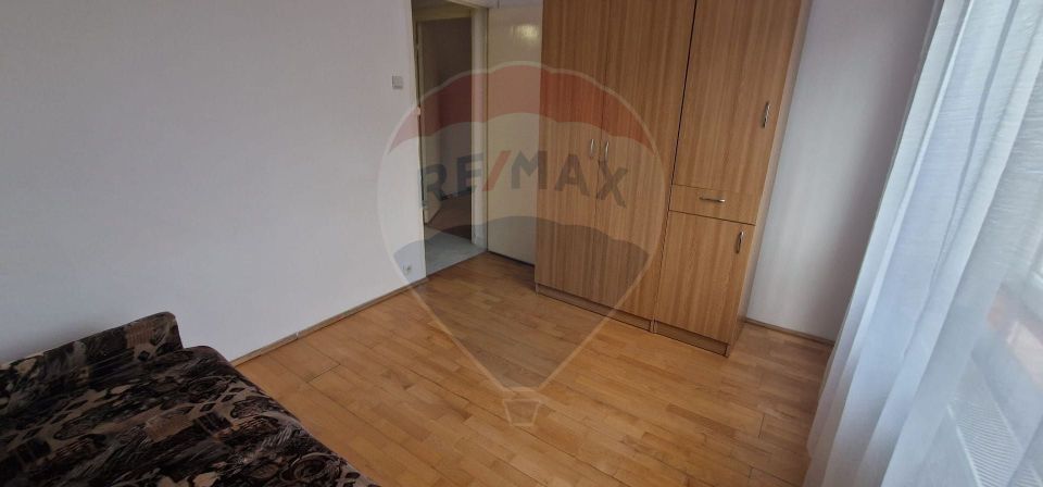 Apartament cu 2 camere semidecomandate, Calea Republicii