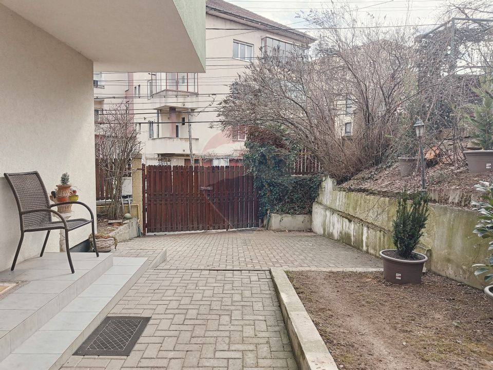 4 room House / Villa for sale, Gruia area