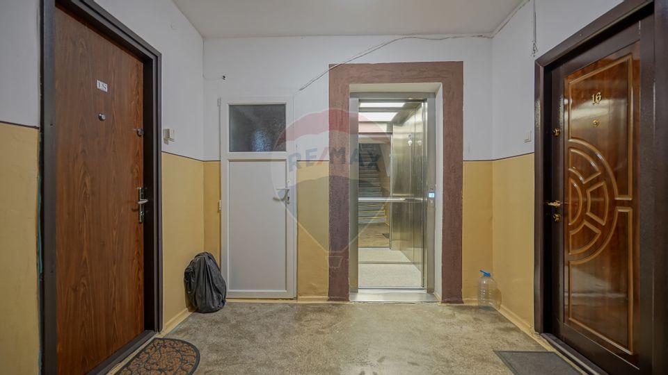 REZERVAT!  Apartament 4 camere|Racadau|Parcare|Boxa|Etj.Intermediar