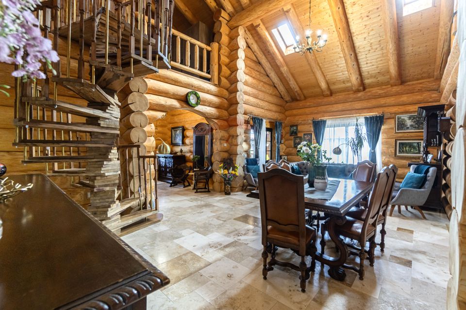 5 room House / Villa for sale