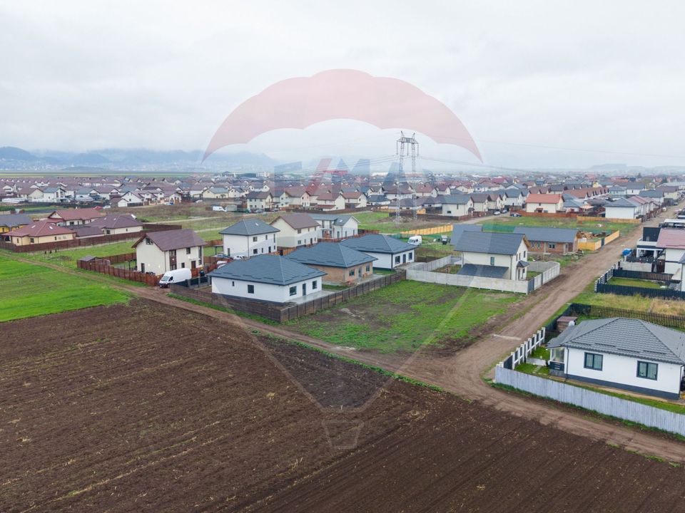 Casă spațioasă de vânzare | 4 camere | 120 mp util - 500 mp teren