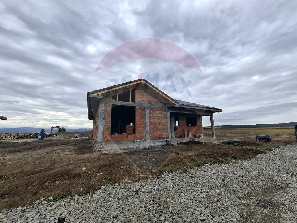 4 room House / Villa for sale