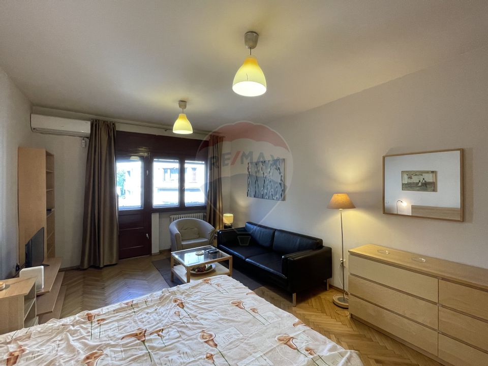 Apartament cu 2 camere de închiriat în zona P-ta Romana