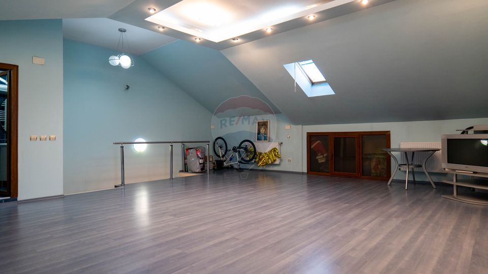 Vanzare vila cu 5 camere, complet mobilata si utilata in Dobroesti