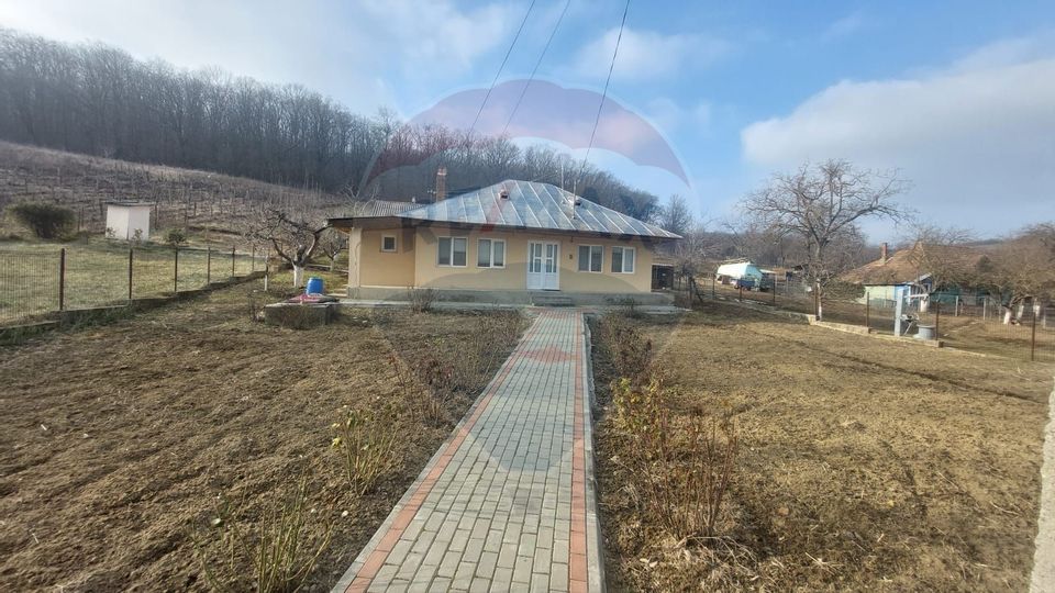4 room House / Villa for sale