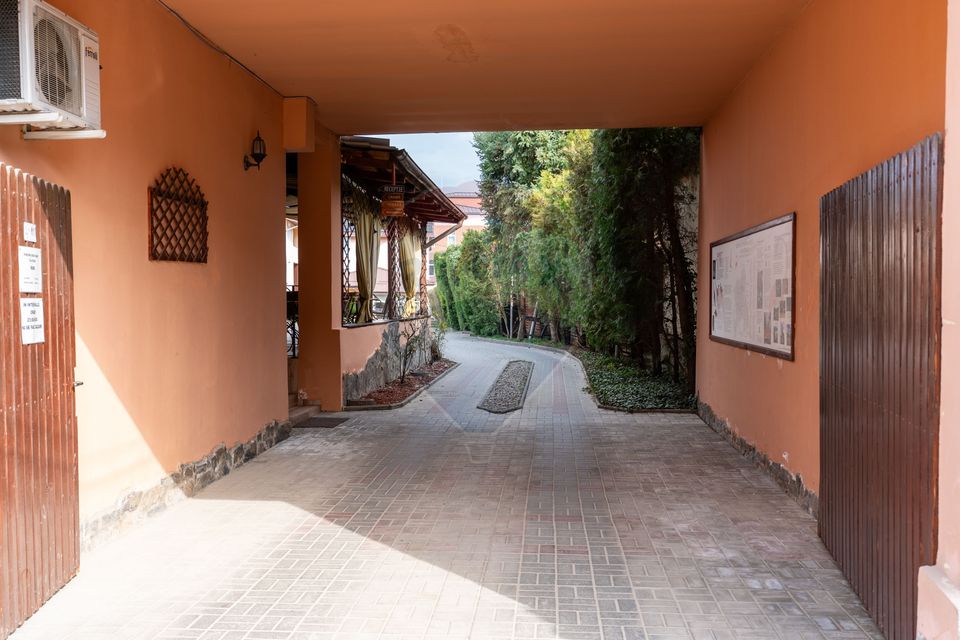 22 room Hotel / Pension for sale, Central area