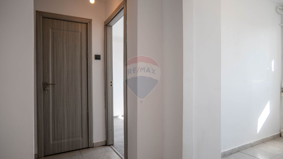 Apartament cu 2 camere de vânzare în zona Raul Colentina