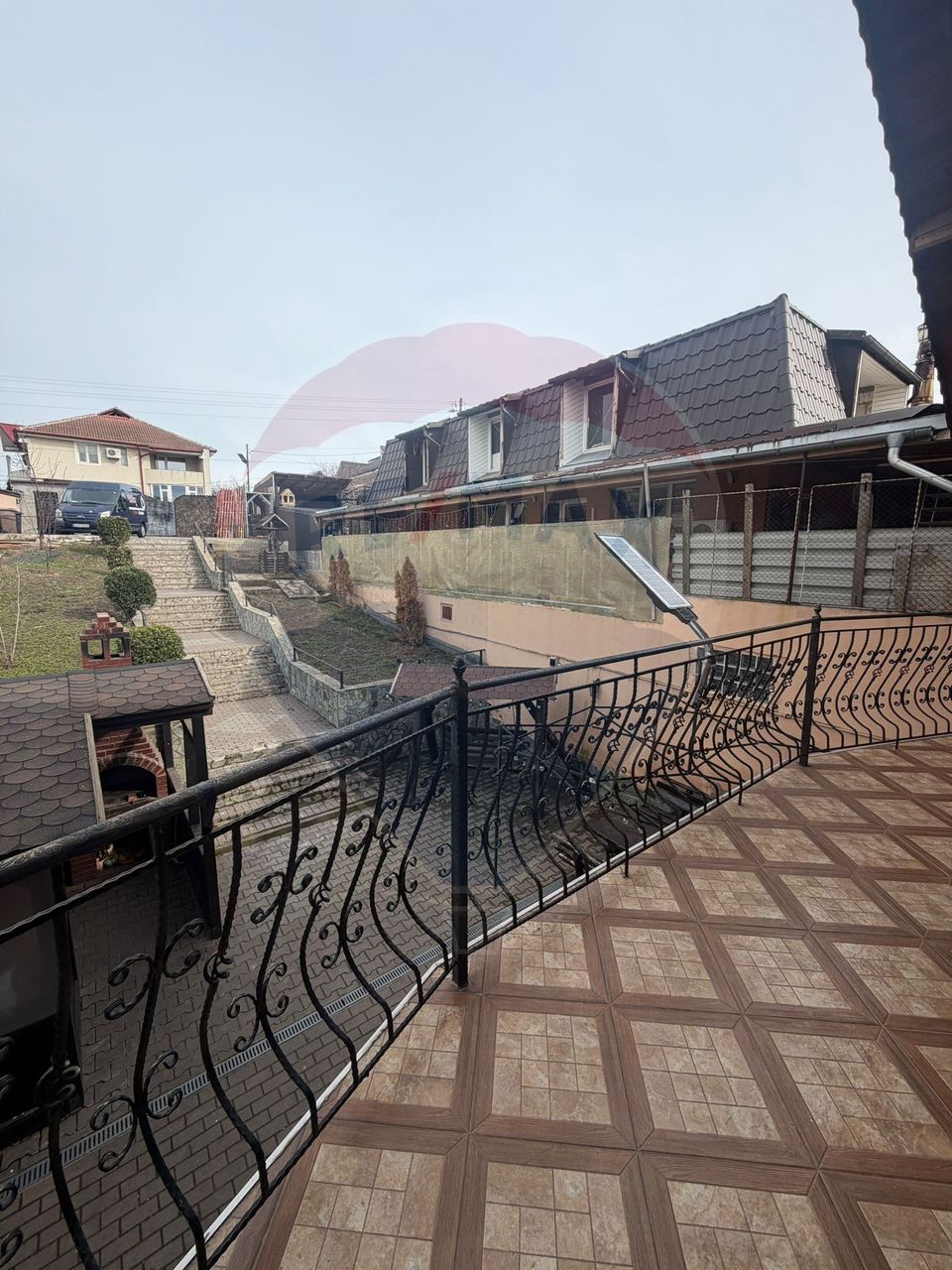5 room House / Villa for sale, 1 Mai area