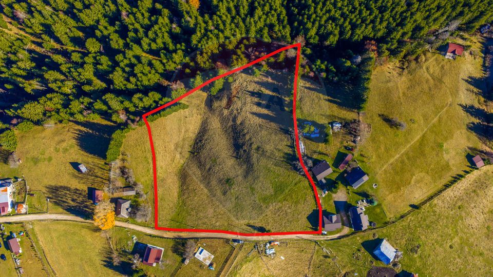 Land 13,800sqm Fundatica / Drumul FN