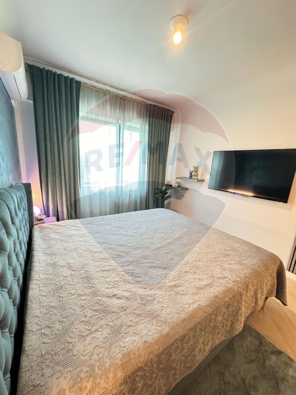 2 room Apartment for rent, Pipera area