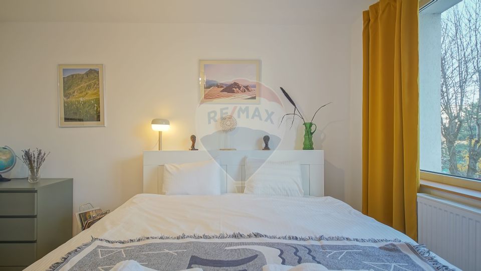 Apartament cu 3 camere de închiriat B-dul Victoriei