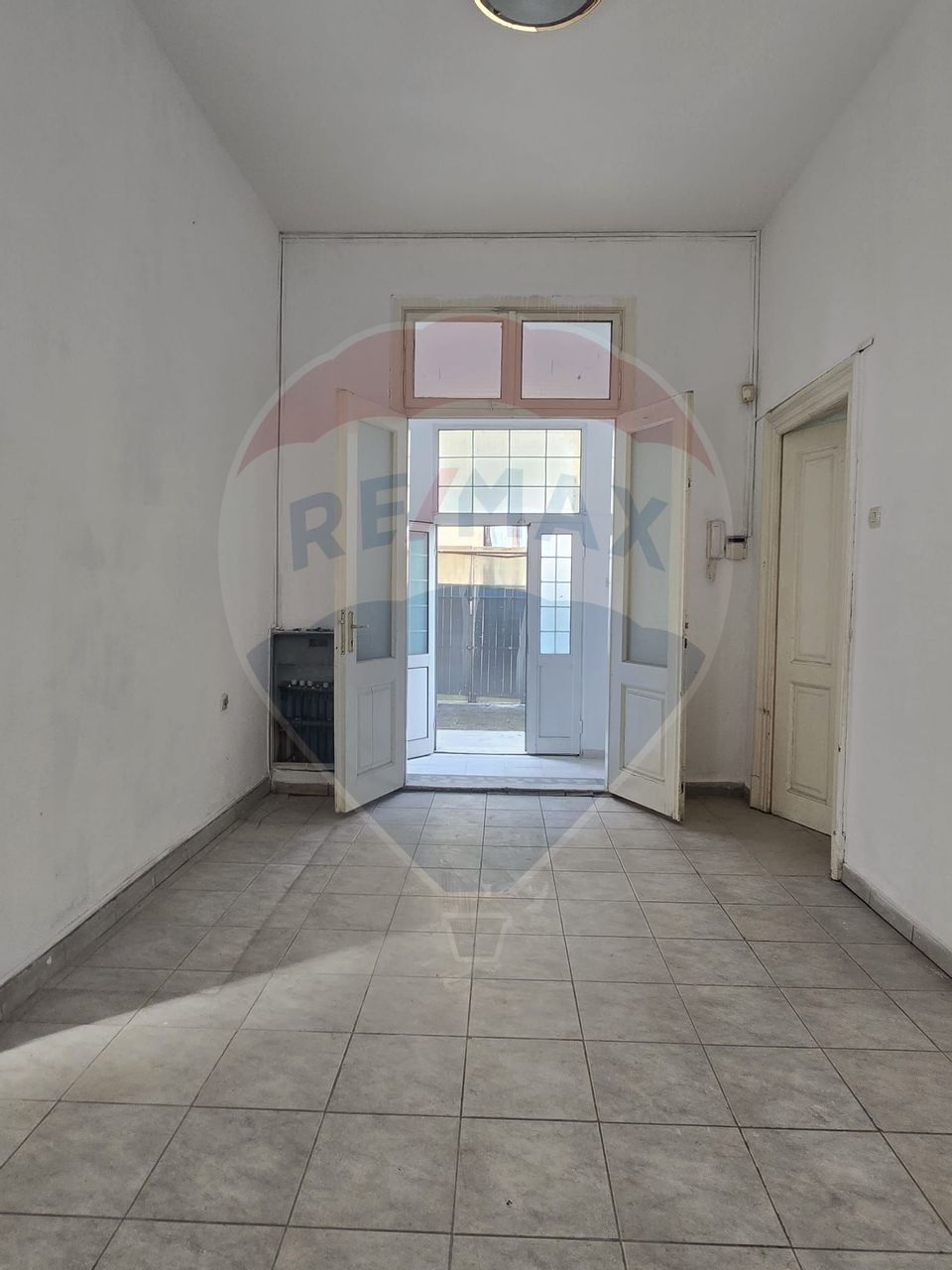 DE VANZARE Casă / Vilă cu 11 camere de vânzare în zona Parcul Carol