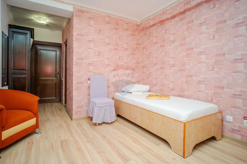 24 room Hotel / Pension for sale, Central area