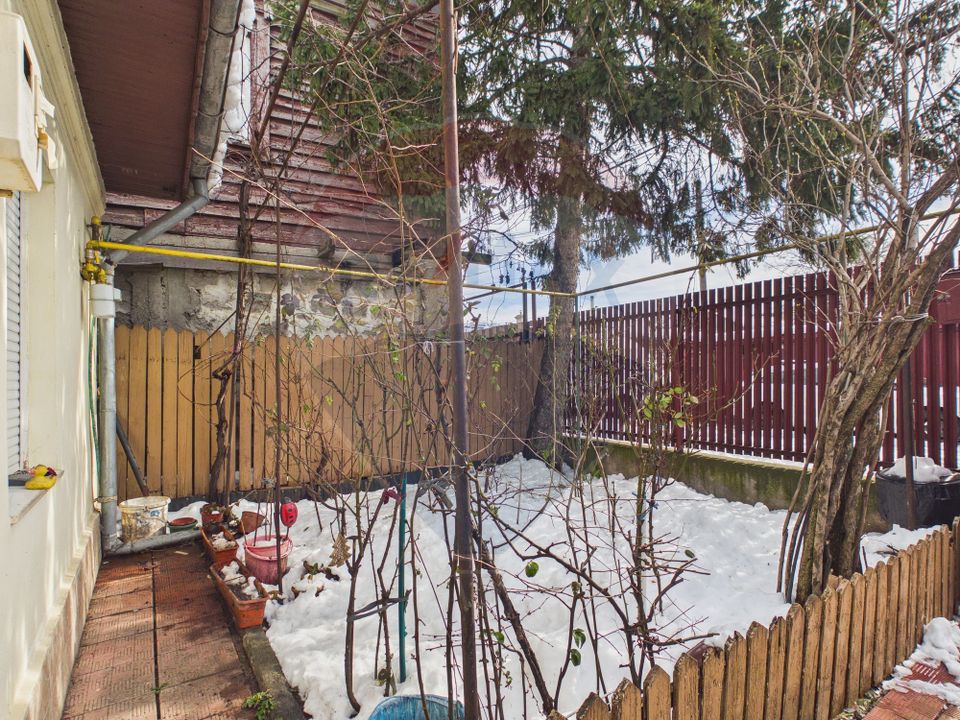 Casă cu curte de vanzare Ferentari- Salaj