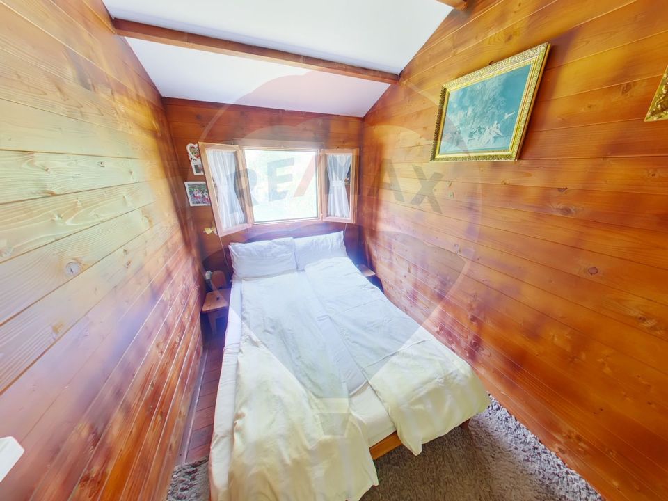 Casă / Vilă cu 4 camere de vânzare