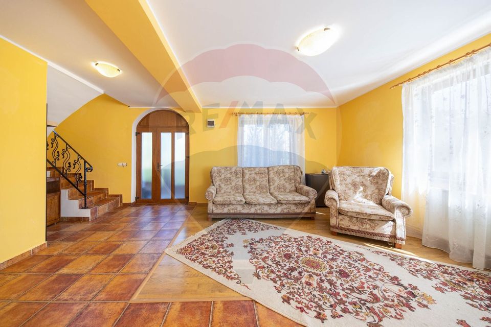 4 room House / Villa for sale