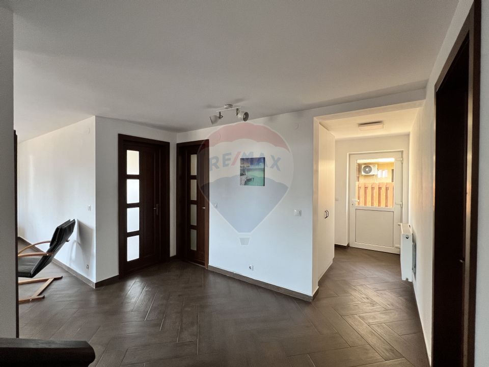 Casă de vânzare – Comuna Berceni, Strada ZânelorCasă / Vilă