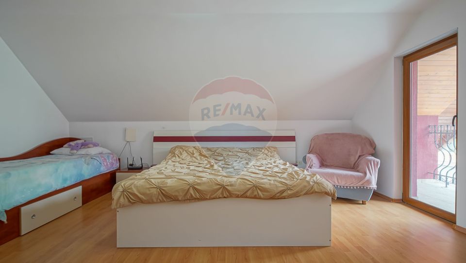 Casă cu garaj și panouri fotovoltaice – Codlea!