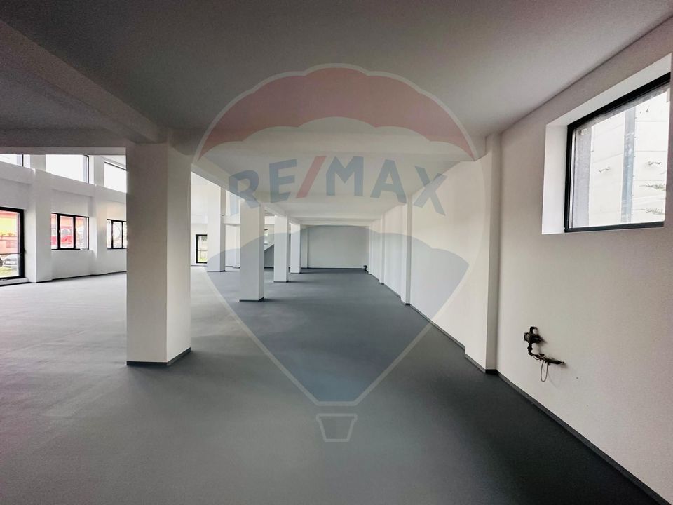 DE INCHIRIAT Spațiu comercial/showroom | 975 mp | Otopeni