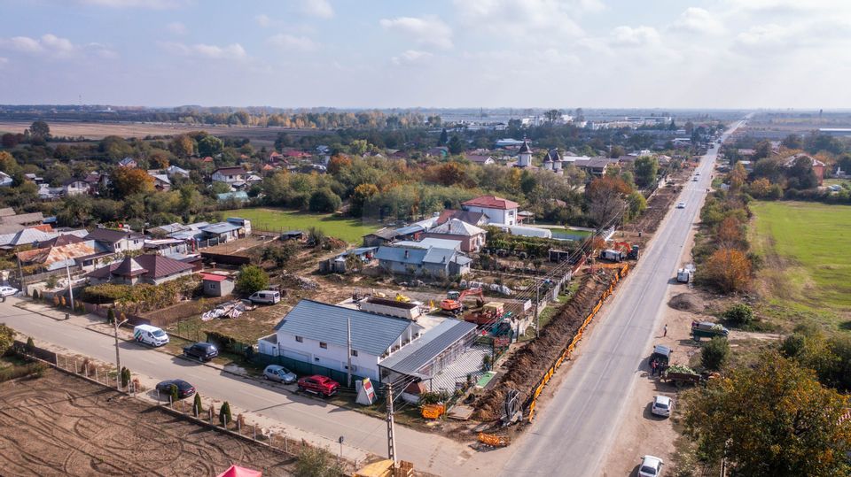 Vanzare restaurant cu  terasa si teren intravilan liber/ Salcuta-Titu