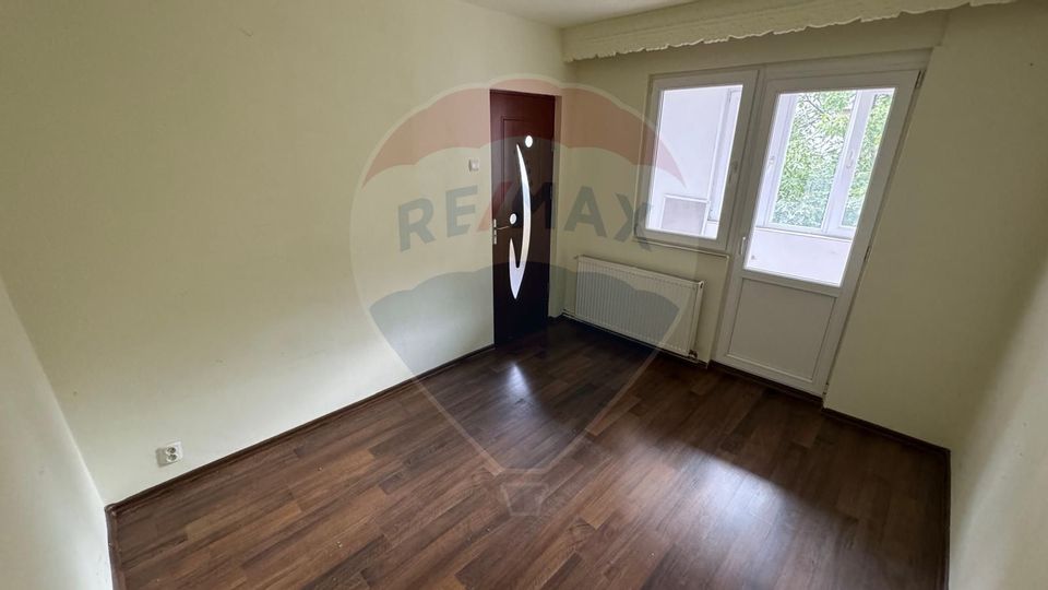 Apartament cu 2 camere de vânzare în zona Traian