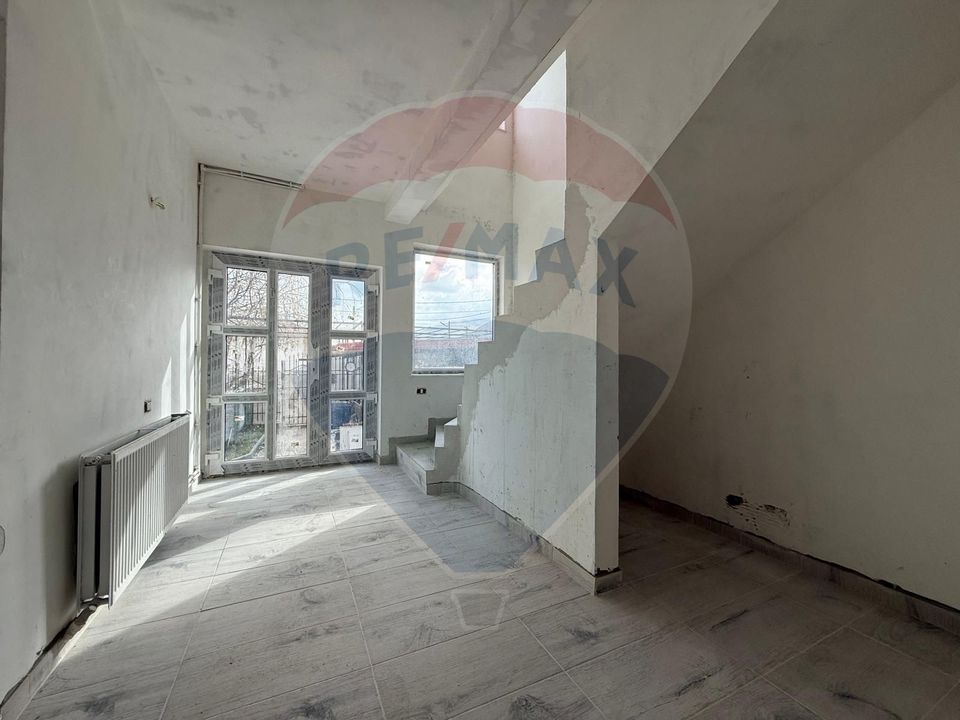 Vila P + 1 de vanzare in Eforie Nord teren proprietate 300 mp