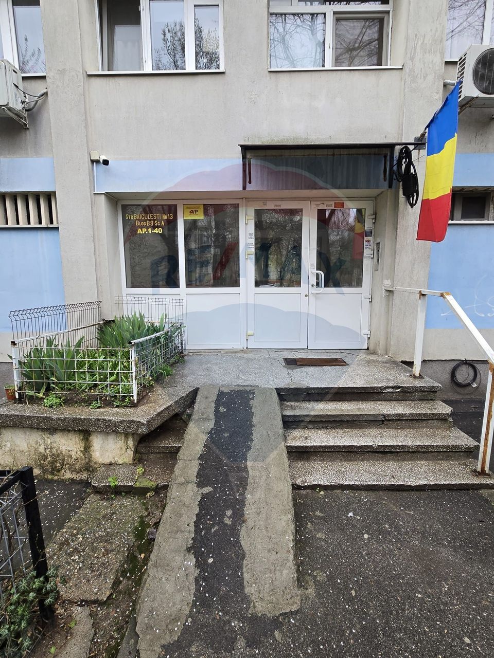 DE INCHIRIAT Apartament cu 2 camere în zona Pajura