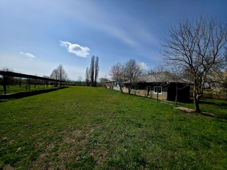 400sq.m Industrial Space for sale