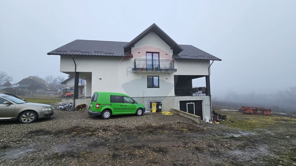 Casă / Vilă de lux, Moara Nica, Suceava