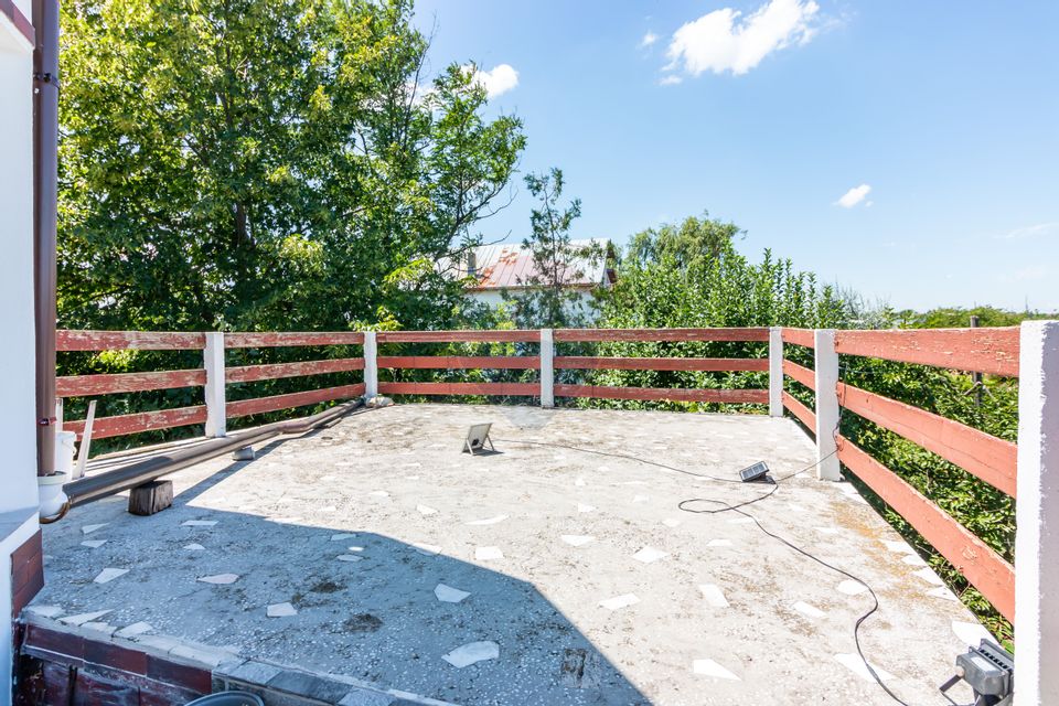 Casa+Laborator+ Teren 12.700 mp + casa de vacanta - Bolintin Vale