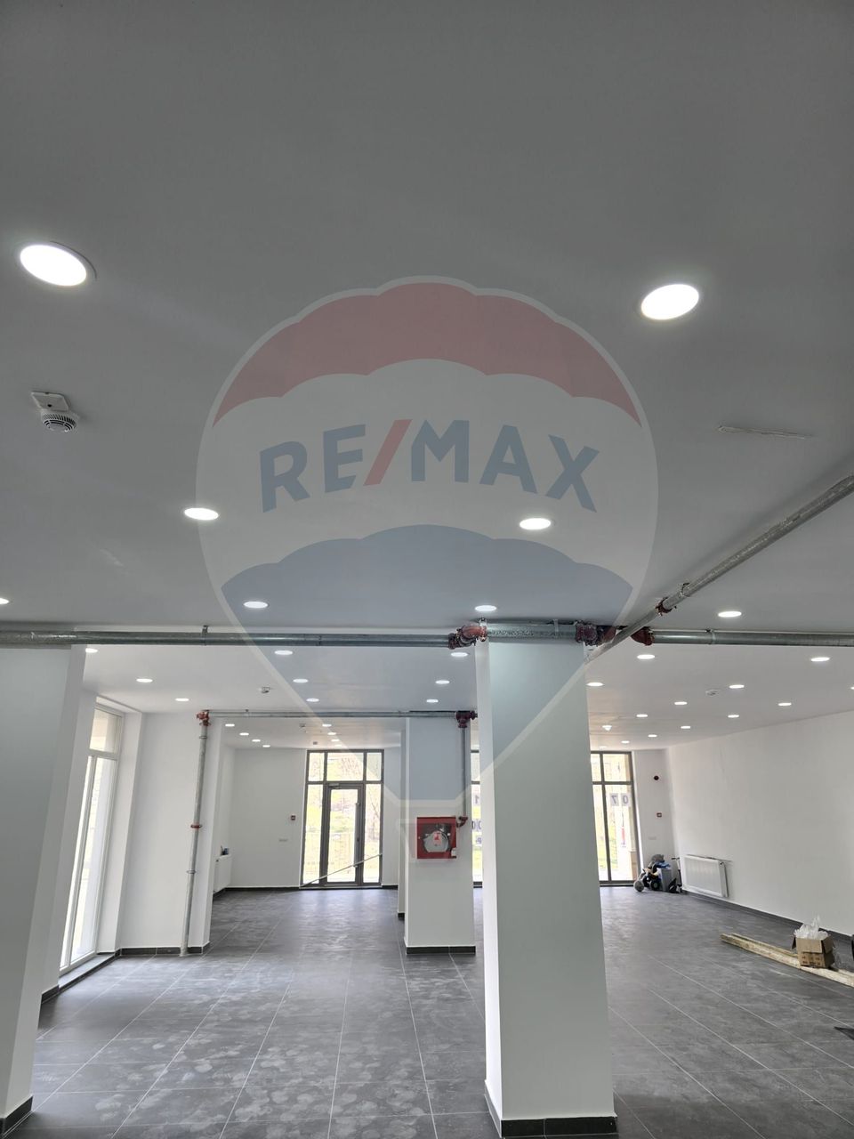 Închiriere Spațiu Comercial 400 mp Open Space Vitan Barzesti